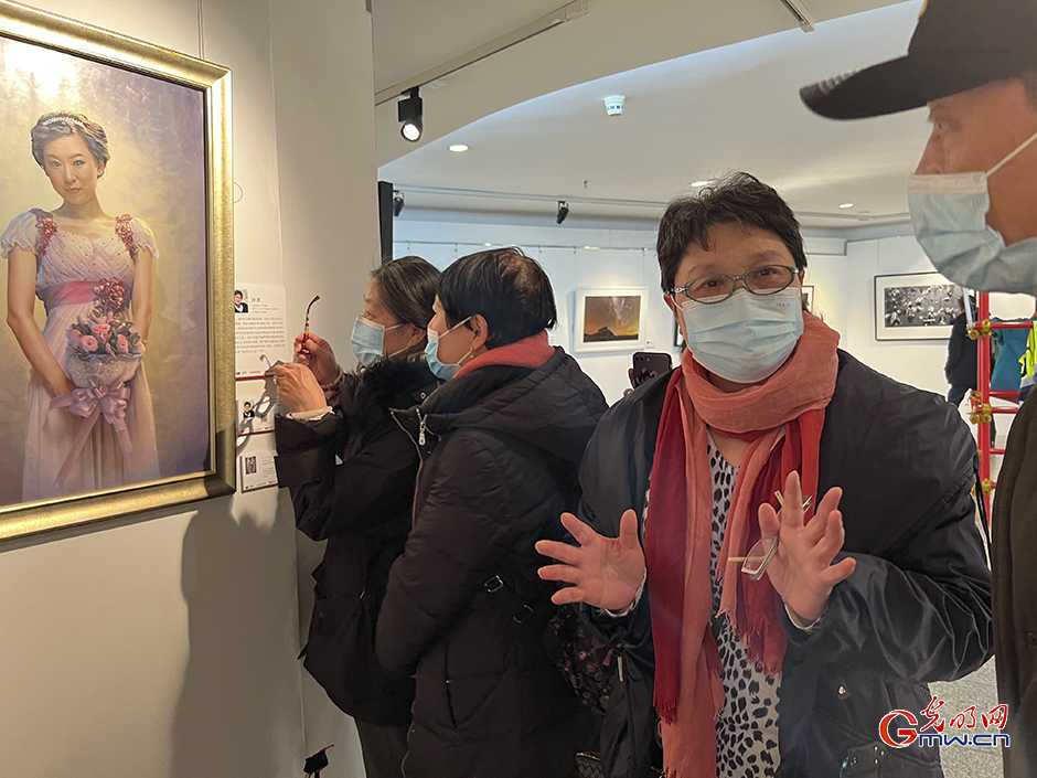 《星光璀璨 聚焦光影》摄影展在中华世纪坛举办